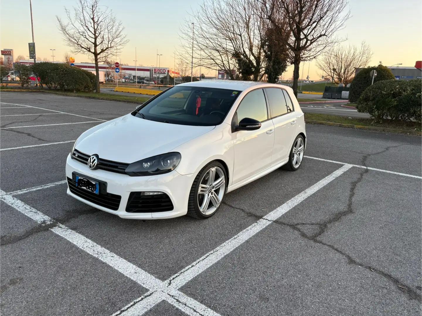Volkswagen Golf R r Bílá - 1