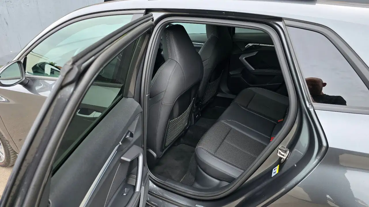 Audi S3 TFSI S tronic quattro Sportback Pano/Matrix, миниатюра 9
