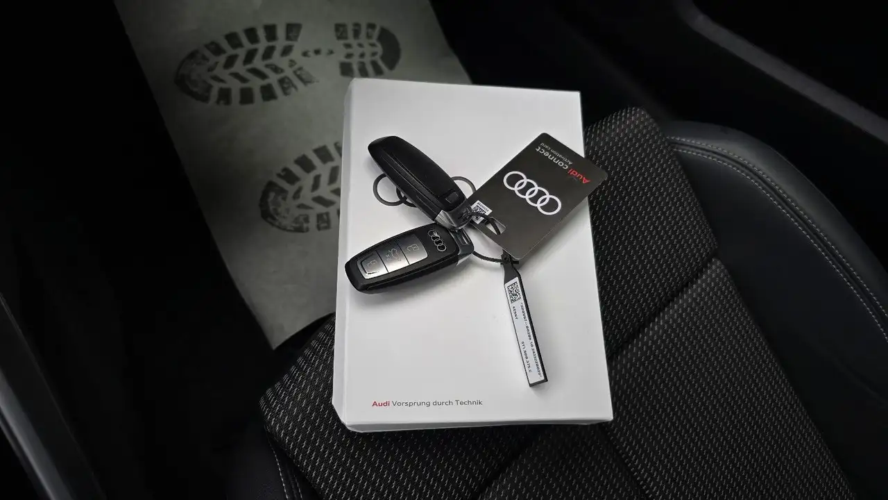 Audi S3 TFSI S tronic quattro Sportback Pano/Matrix, миниатюра 19