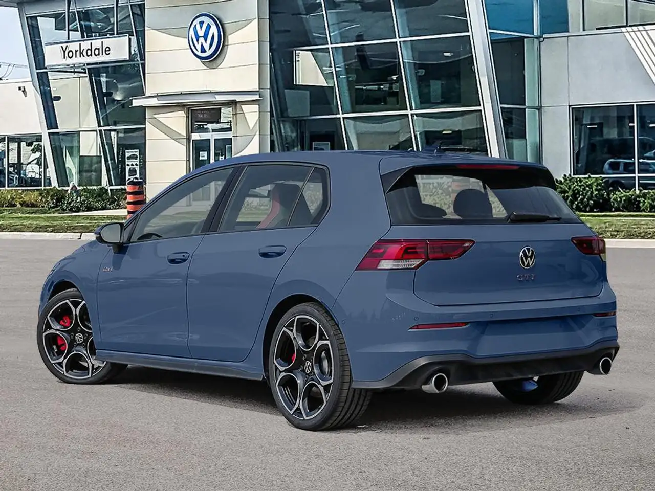 Volkswagen Golf GTI снимка Volkswagen Golf GTI