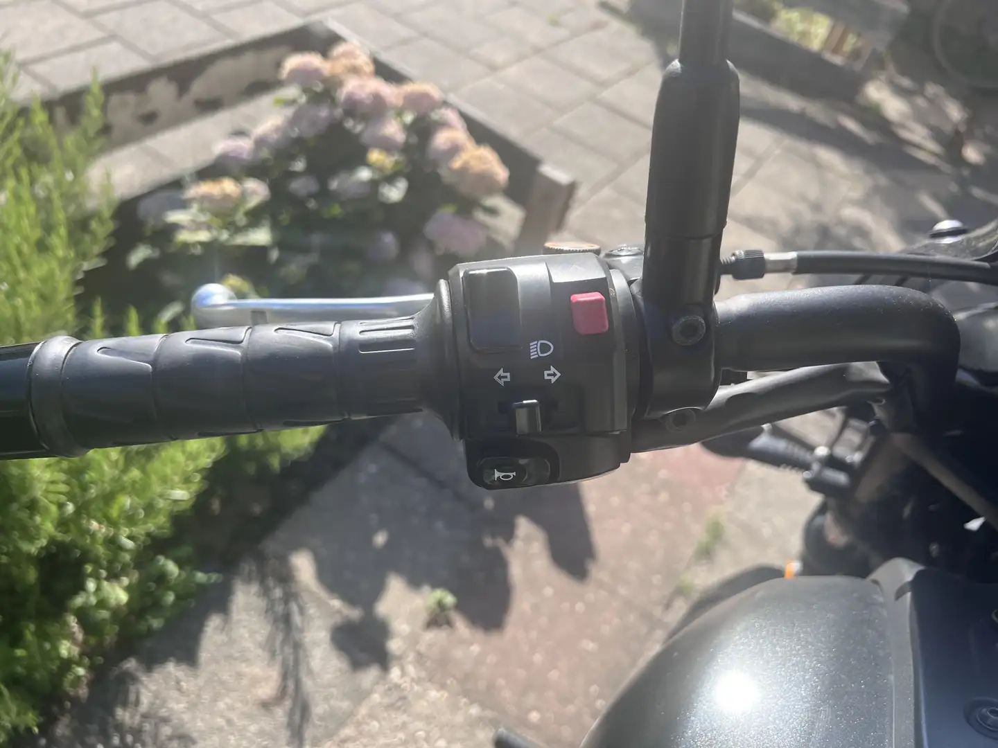 Kawasaki Vulcan S Vulcan S ABS - Zwart Wit Rood + Windscherm Zwart - 2