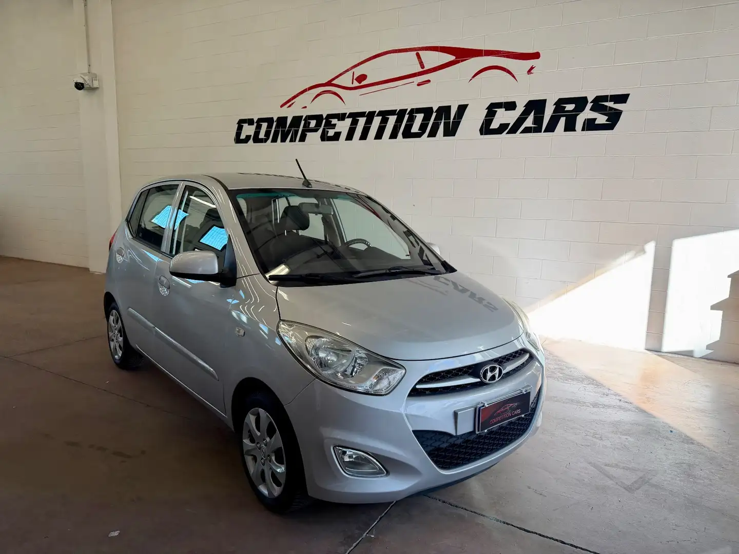 Hyundai i10 i10 1.1 12V Classic Argent - 1