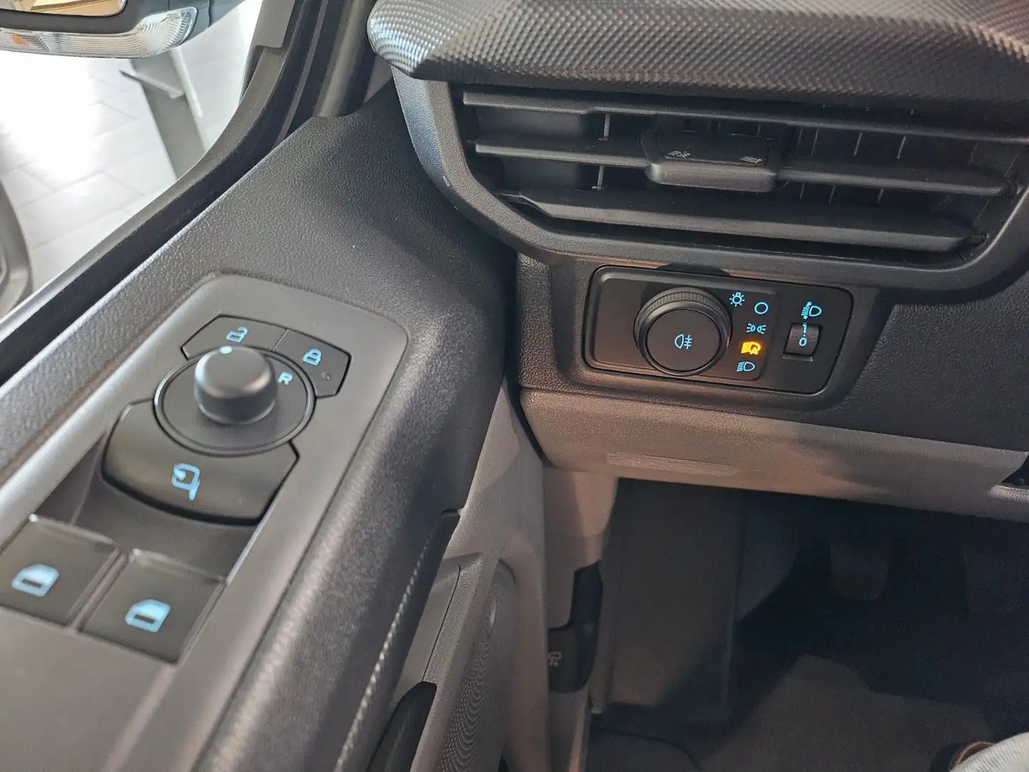 Ford Transit Custom Navi, Freisprech., Winterpaket Weiß - 2