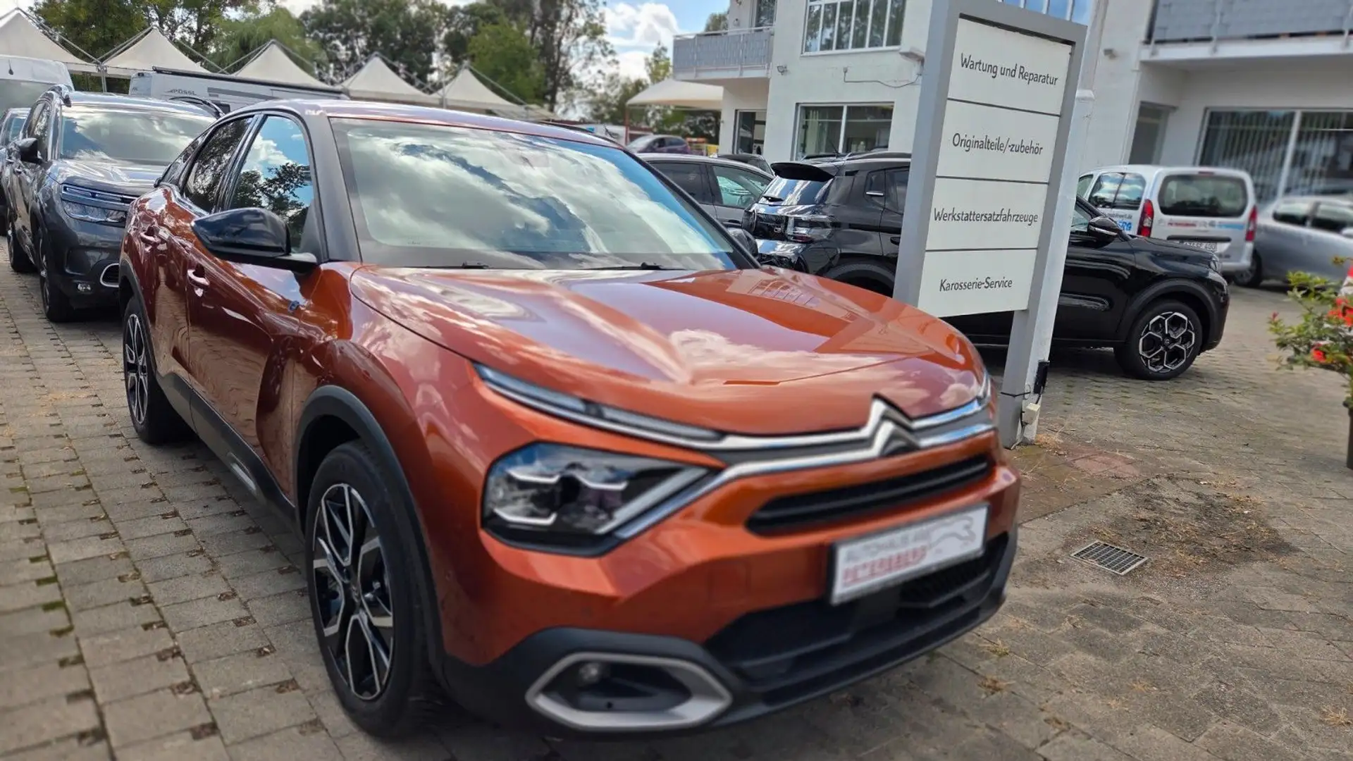 Citroen C4 Elektromotor 136 Shine Orange - 1