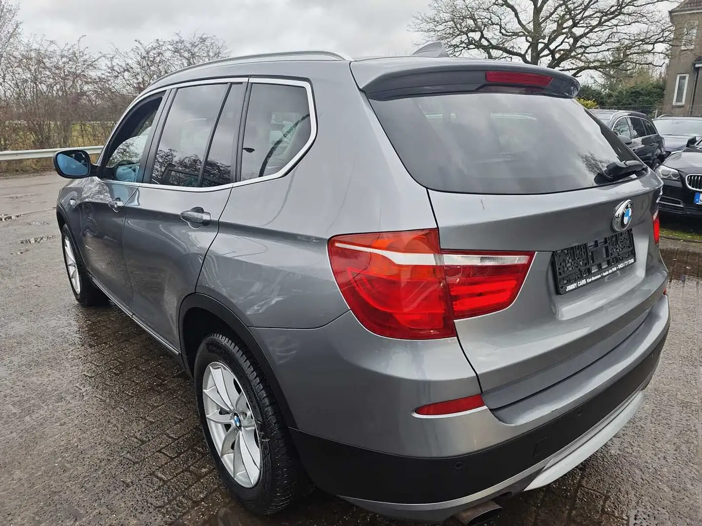 BMW X3 xDrive20d Grau - 2