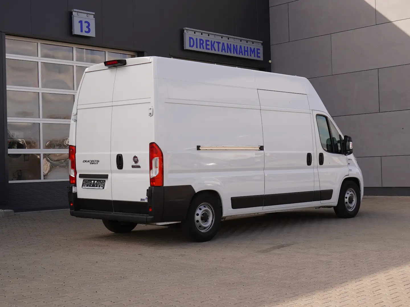 Fiat Ducato Maxi 35 L4H3 140 AT / 7-Zoll- Navigation White - 2