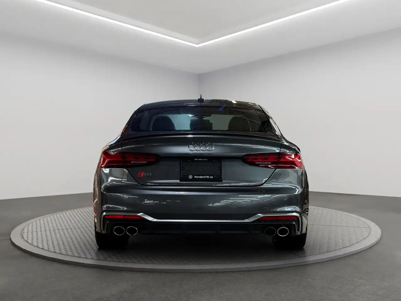 Audi S5 снимка Audi S5