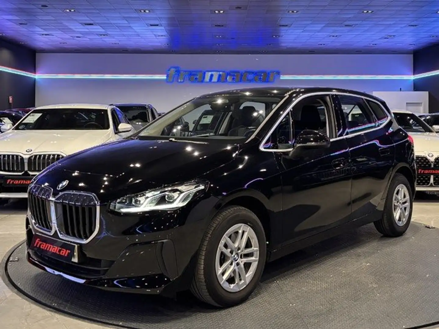 BMW 218 218dA Active Tourer Negro - 1
