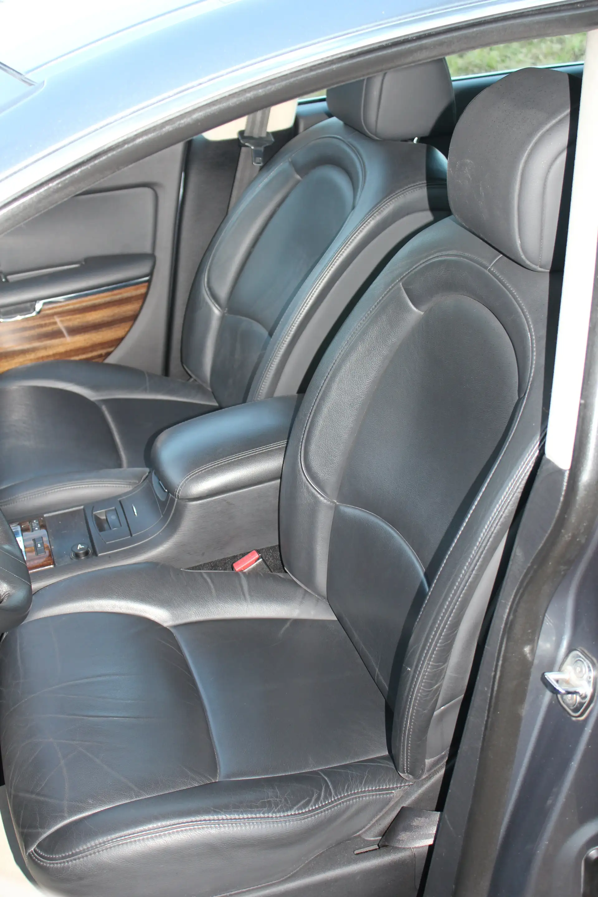 Citroen C6 V6  24V 3,0 HDI Exclusive — photo 17