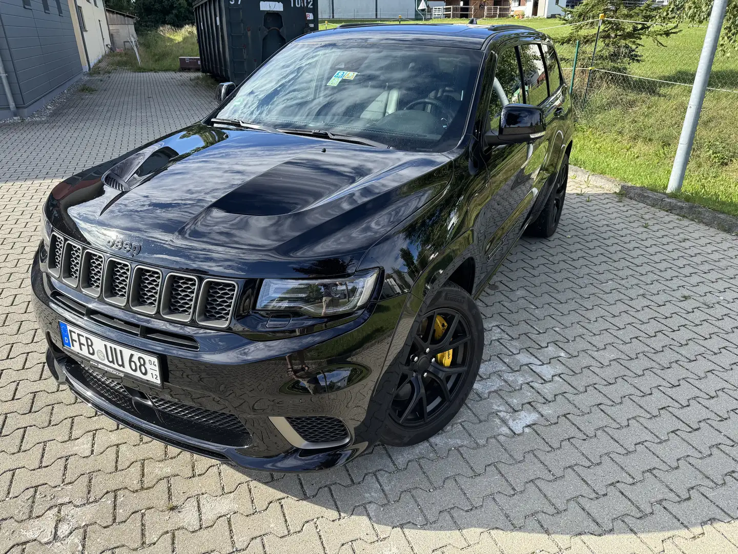 Jeep Grand Cherokee 6.2 V8 Trackhawk Schwarz - 2