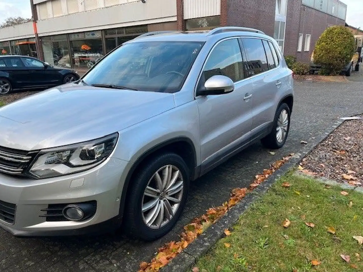 Volkswagen Tiguan Sport/ 4Motion/Leder/ SH/ Panorama/100TKM Argent - 2