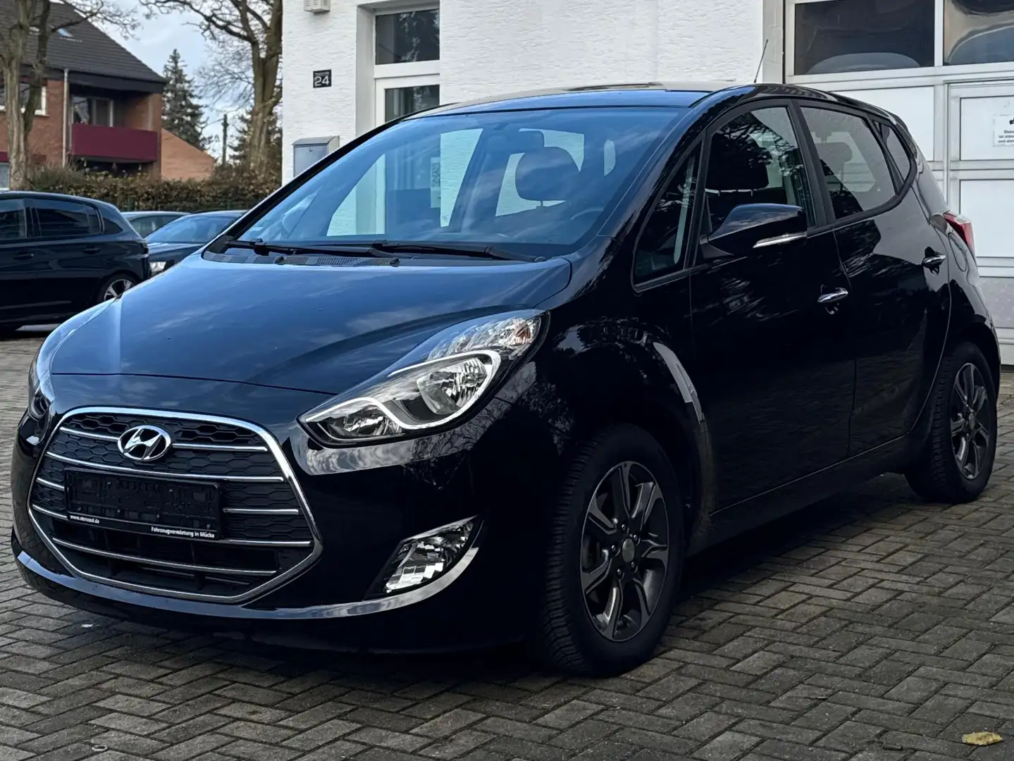 Hyundai iX20 YES!Plus*Rückfahrkamera*Scheckheft*Automatik Negro - 2