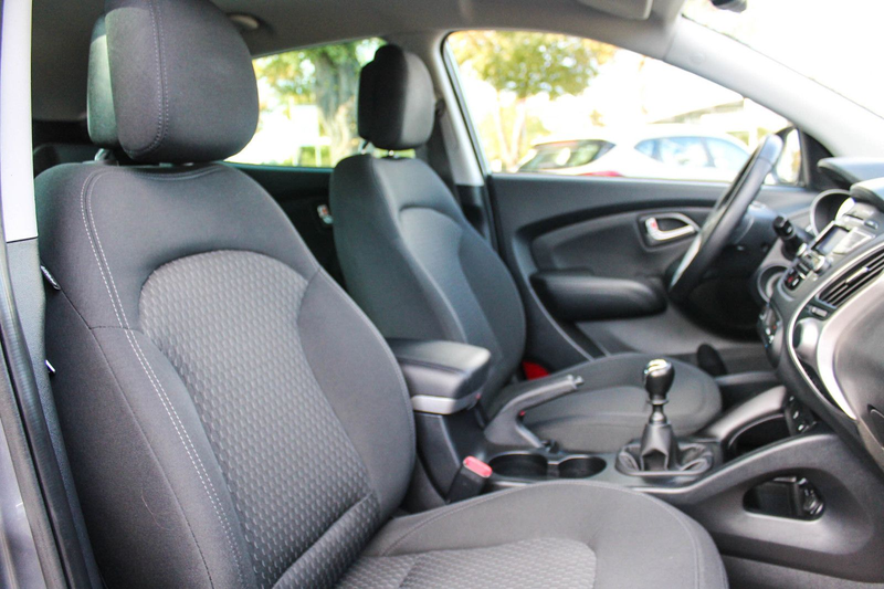 Hyundai iX35 5 Star Silver Edition 2WD PDC*Klimaa — photo 12