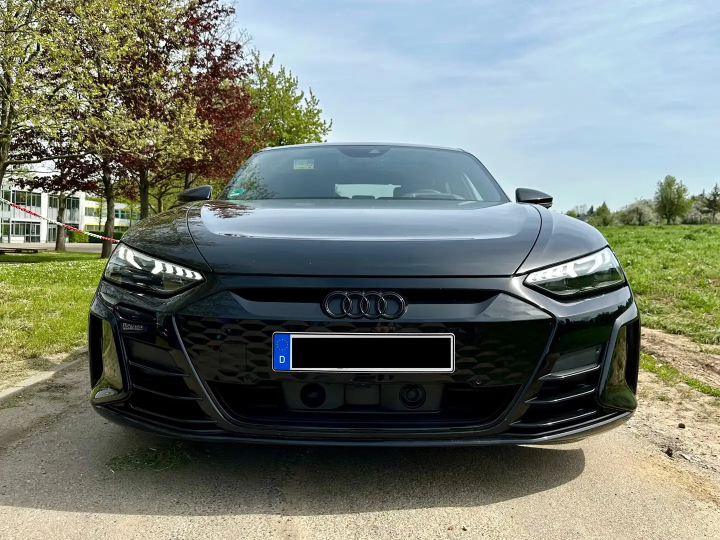 Audi e-tron GT B&O/PANO/Luft/HUP/Black/3J Garantie/Matrix/18W Si Schwarz - 1