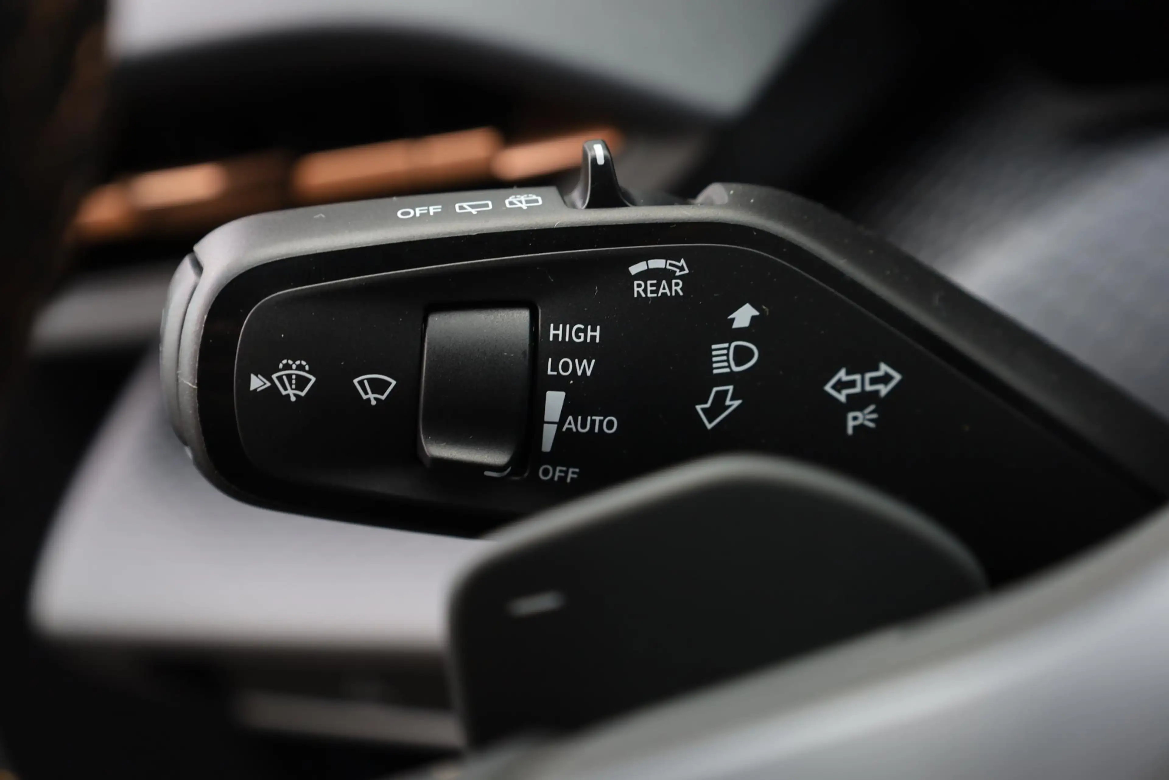 CUPRA Raval Business First Edition 56 kWh 211PK / 155kW, Apple — photo 17
