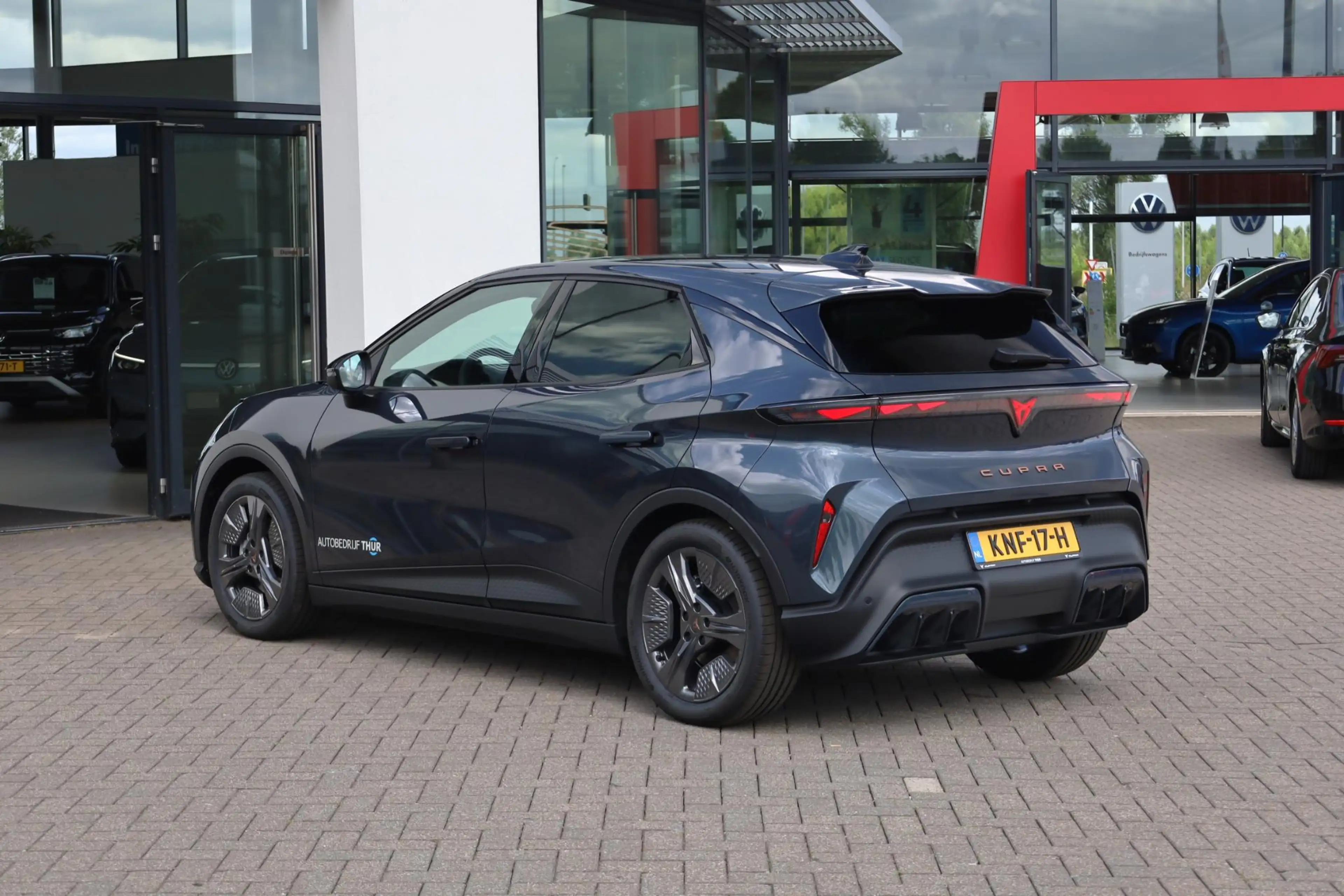CUPRA Raval Business First Edition 56 kWh 211PK / 155kW, Apple — photo 8