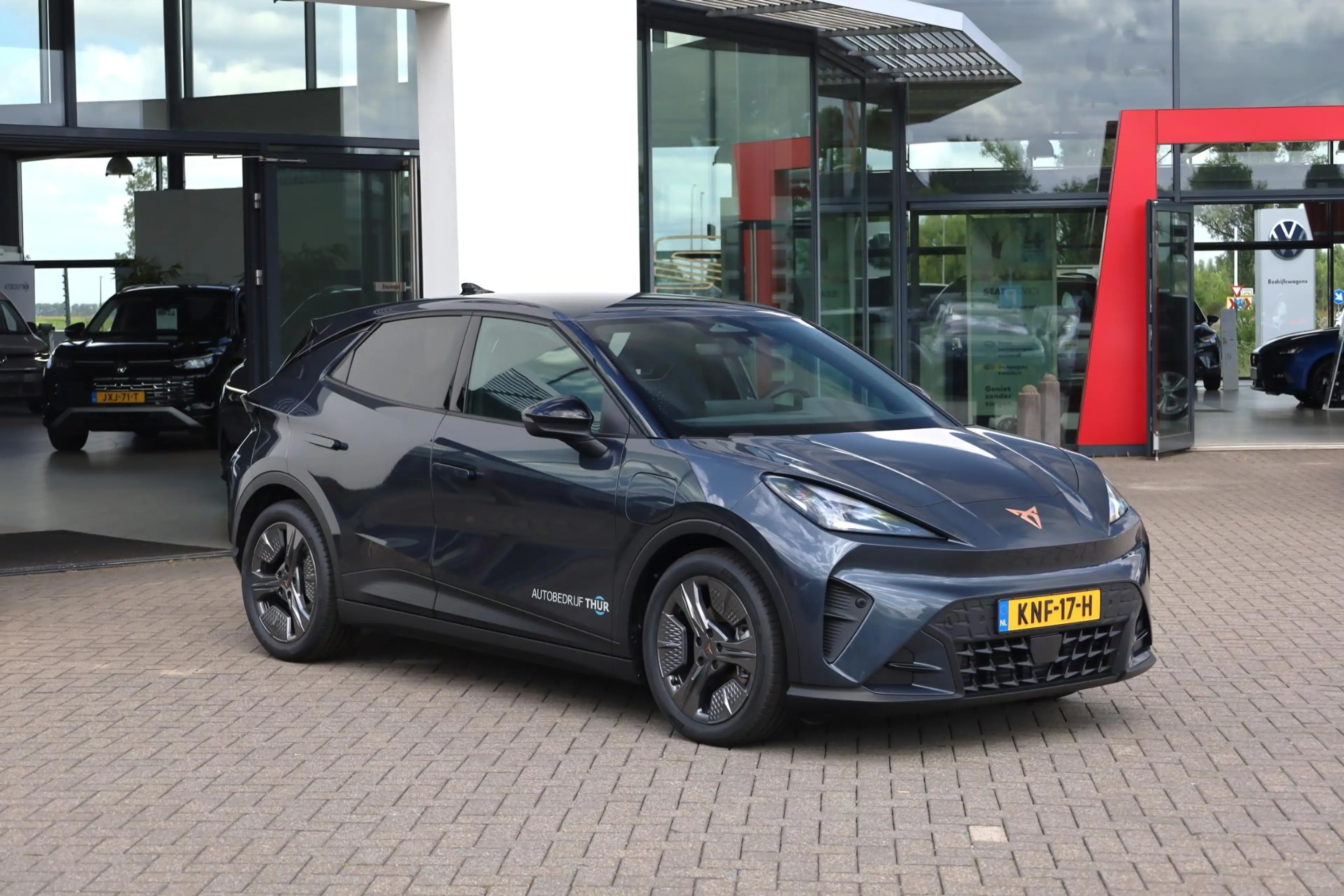 CUPRA Raval Business First Edition 56 kWh 211PK / 155kW, Apple — photo 7