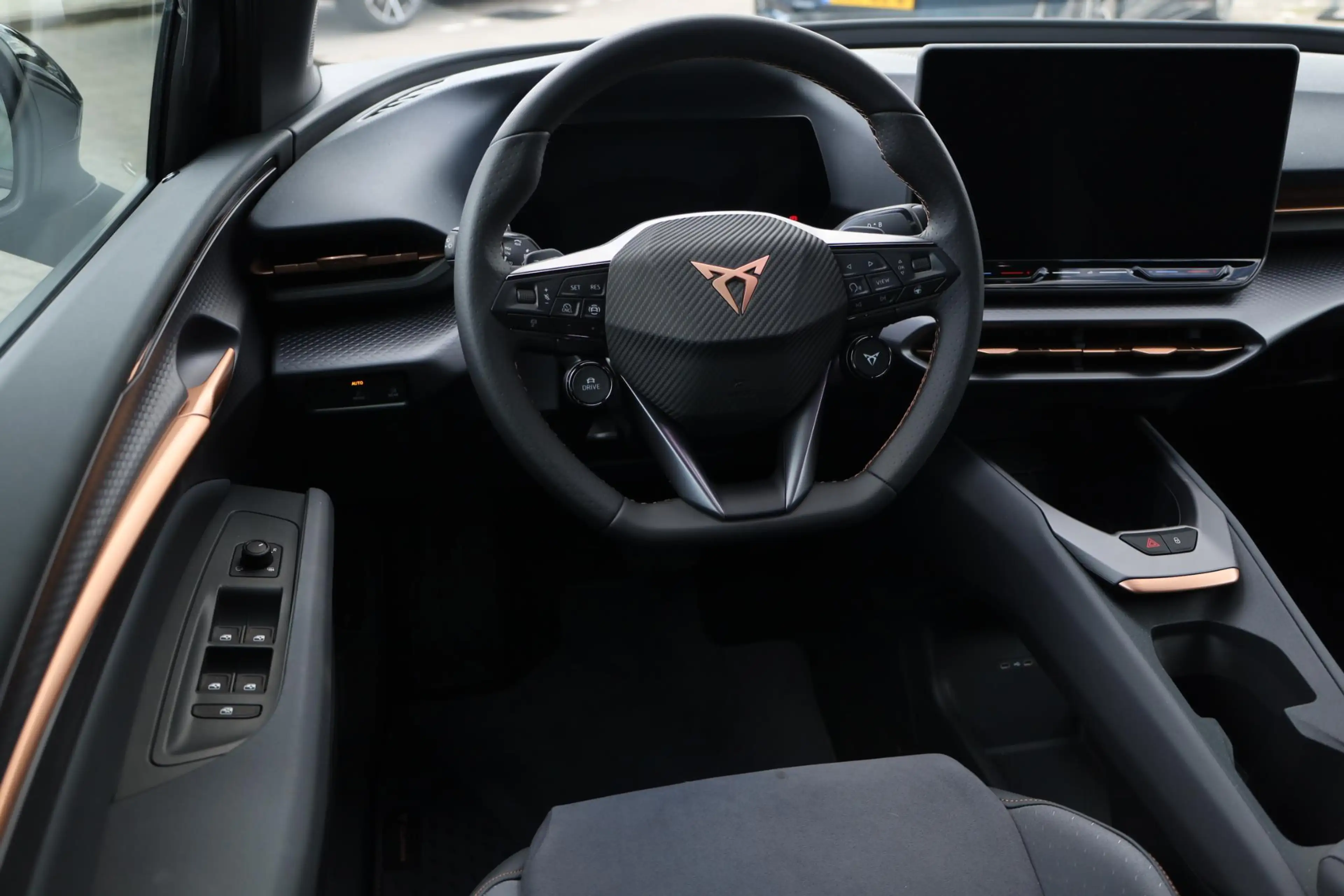 CUPRA Raval Business First Edition 56 kWh 211PK / 155kW, Apple — photo 22