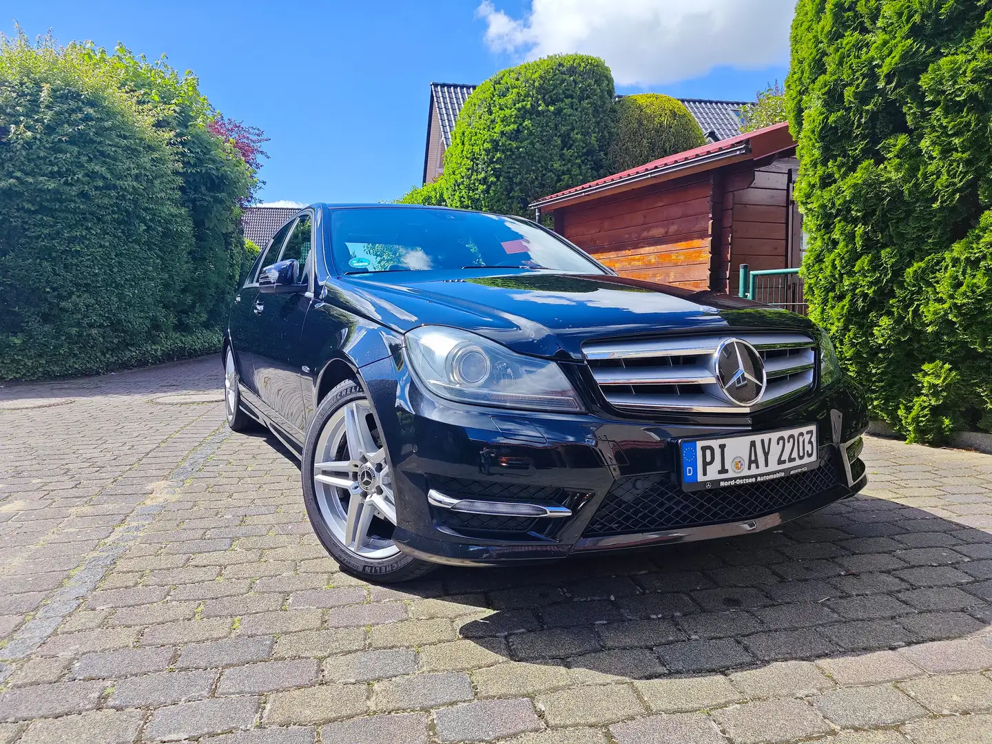 Mercedes-Benz C 250 CDI AMG-Paket +Fahrassist + TÜV neu + Kamera... Schwarz - 1