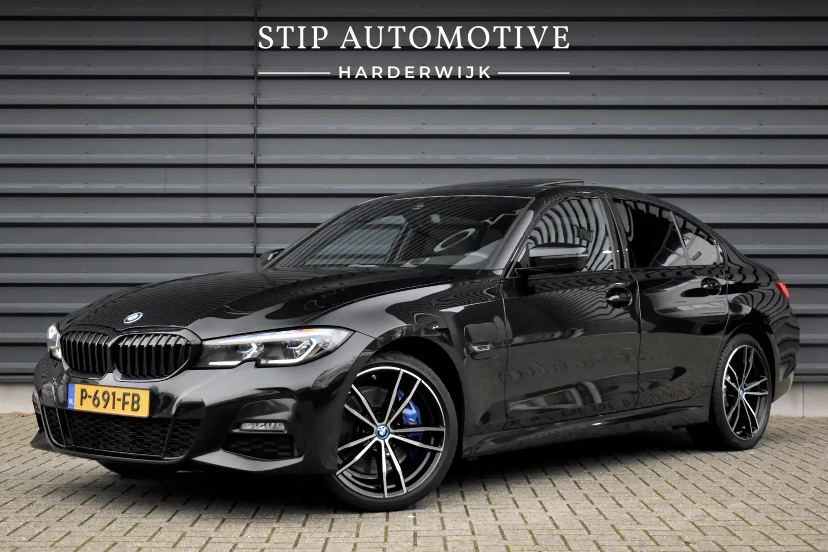BMW 3 Serie High Executive M Sport Shadow | Schuif/Kan Noir - 1