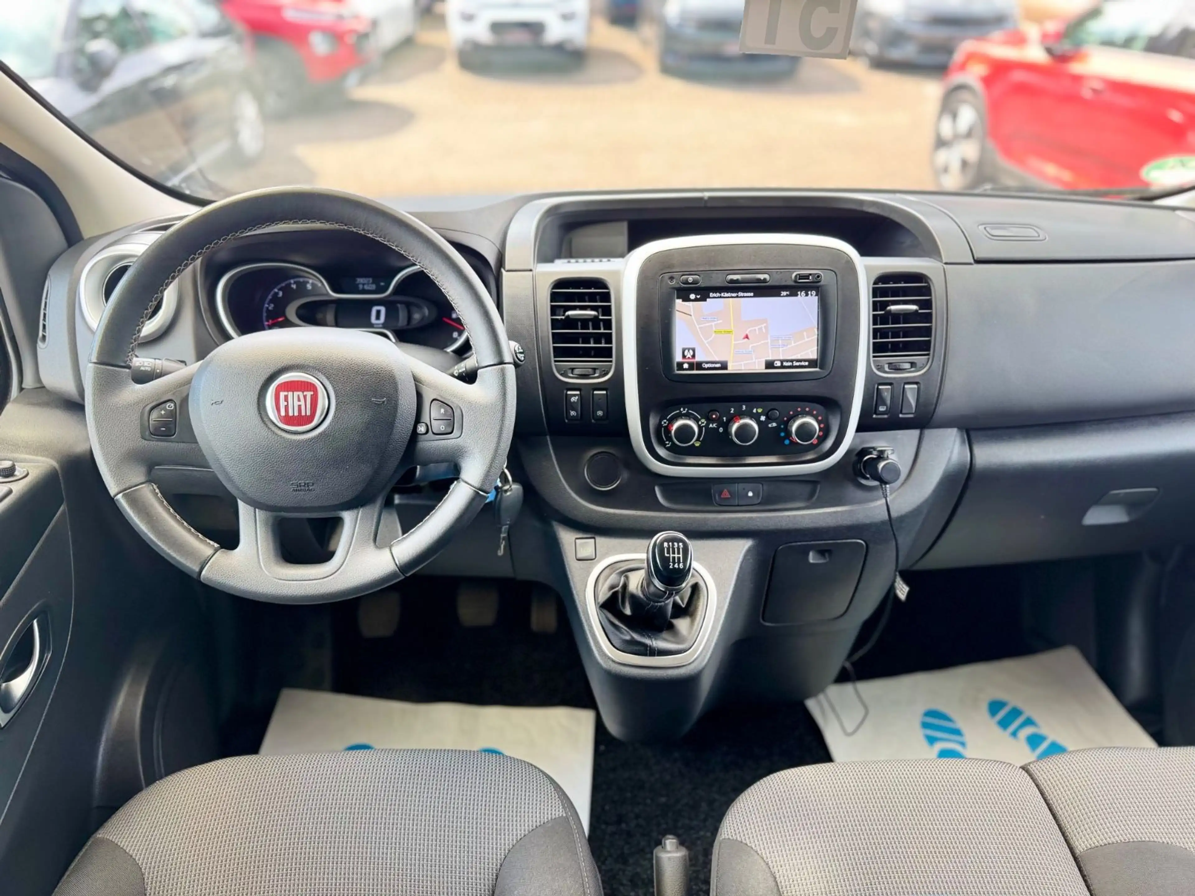 Fiat Talento Kombi L1H1 1,0t Family 9Sitzer Navi+RKam — photo 15