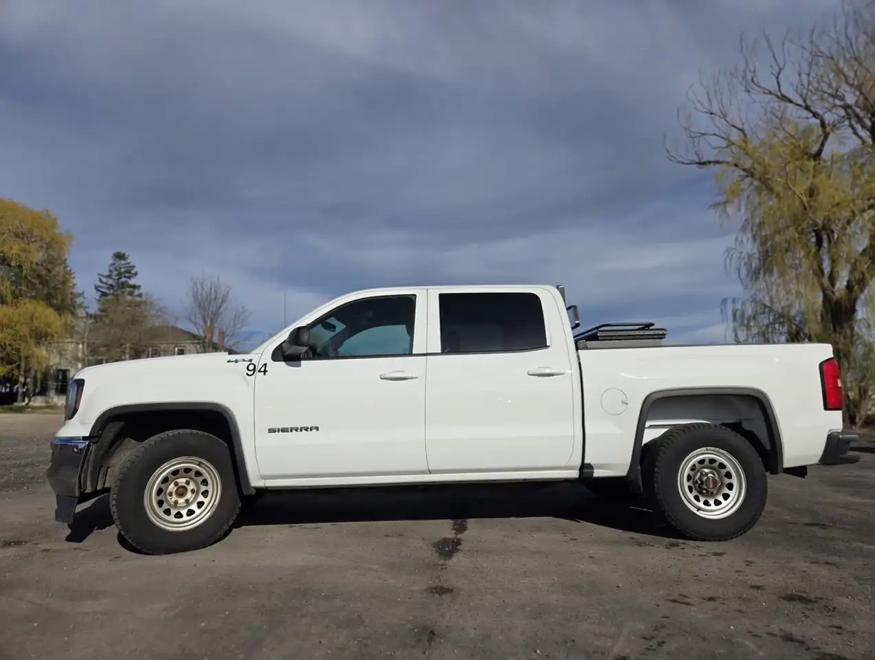 GMC Sierra 1500 снимка GMC Sierra 1500