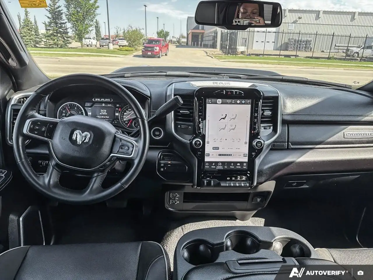RAM 3500 снимка RAM 3500