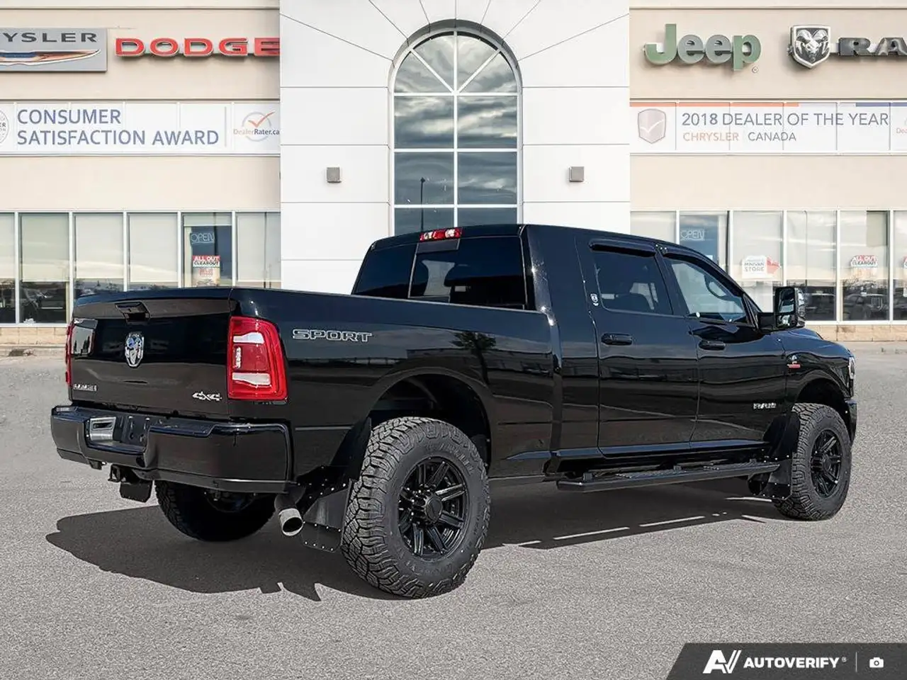 RAM 3500 снимка RAM 3500
