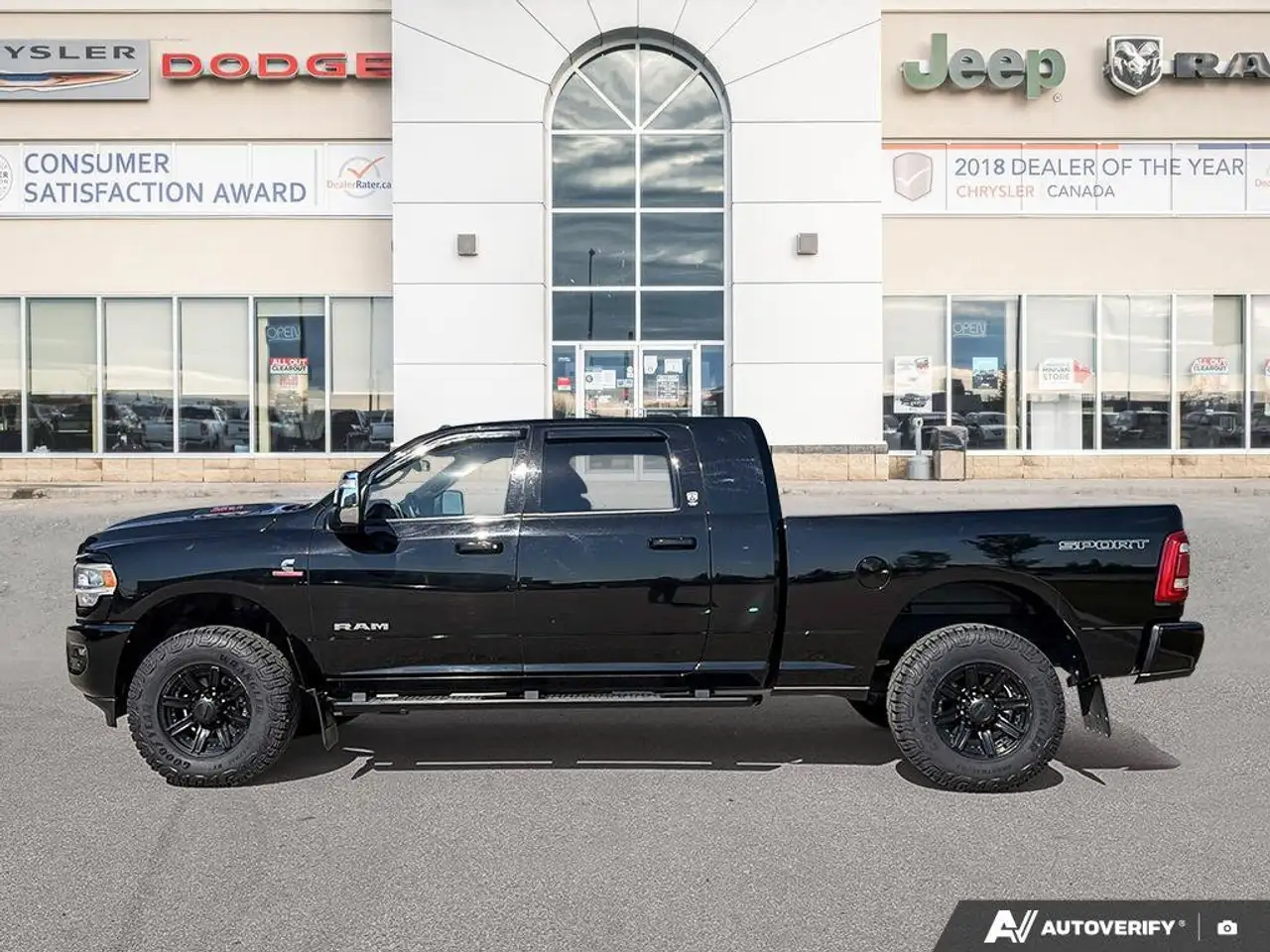 RAM 3500 снимка RAM 3500