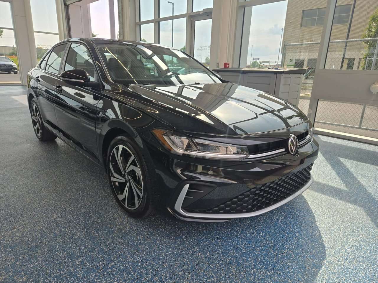 2025 Volkswagen Jetta Highline CARPLAY - HEATED SEATS - BACKUP CAMERA /