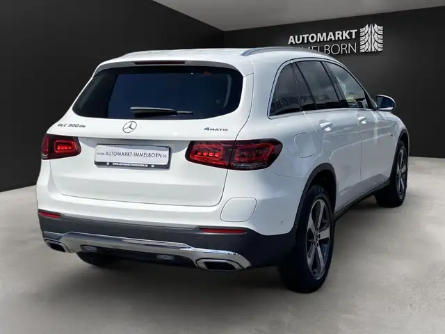 Mercedes-Benz GLC view 7