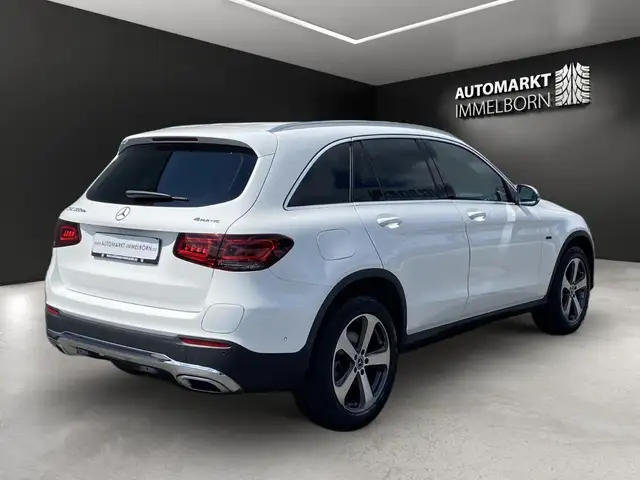 Mercedes-Benz GLC view 8