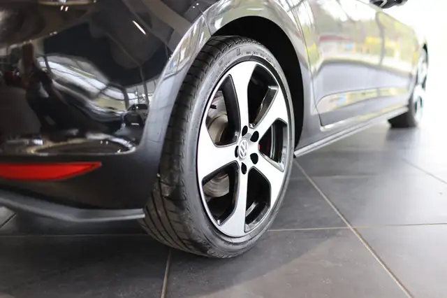 Volkswagen Golf view 7