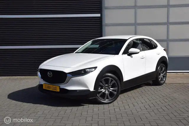 Mazda CX-30 2.0 132kW Hybrid Luxury parelmoer adaptive cruise