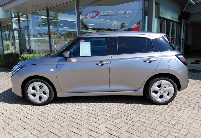 Suzuki Swift 1.2 Dualjet Hybrid MT Comfort — photo 8