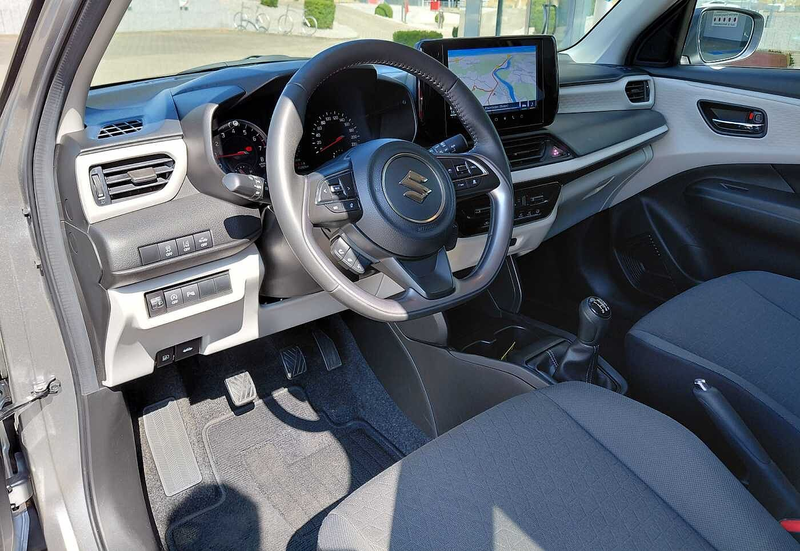 Suzuki Swift 1.2 Dualjet Hybrid MT Comfort — photo 11