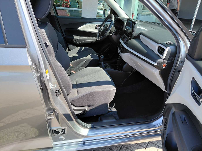 Suzuki Swift 1.2 Dualjet Hybrid MT Comfort — photo 3