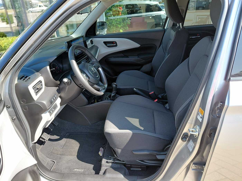 Suzuki Swift 1.2 Dualjet Hybrid MT Comfort — photo 10