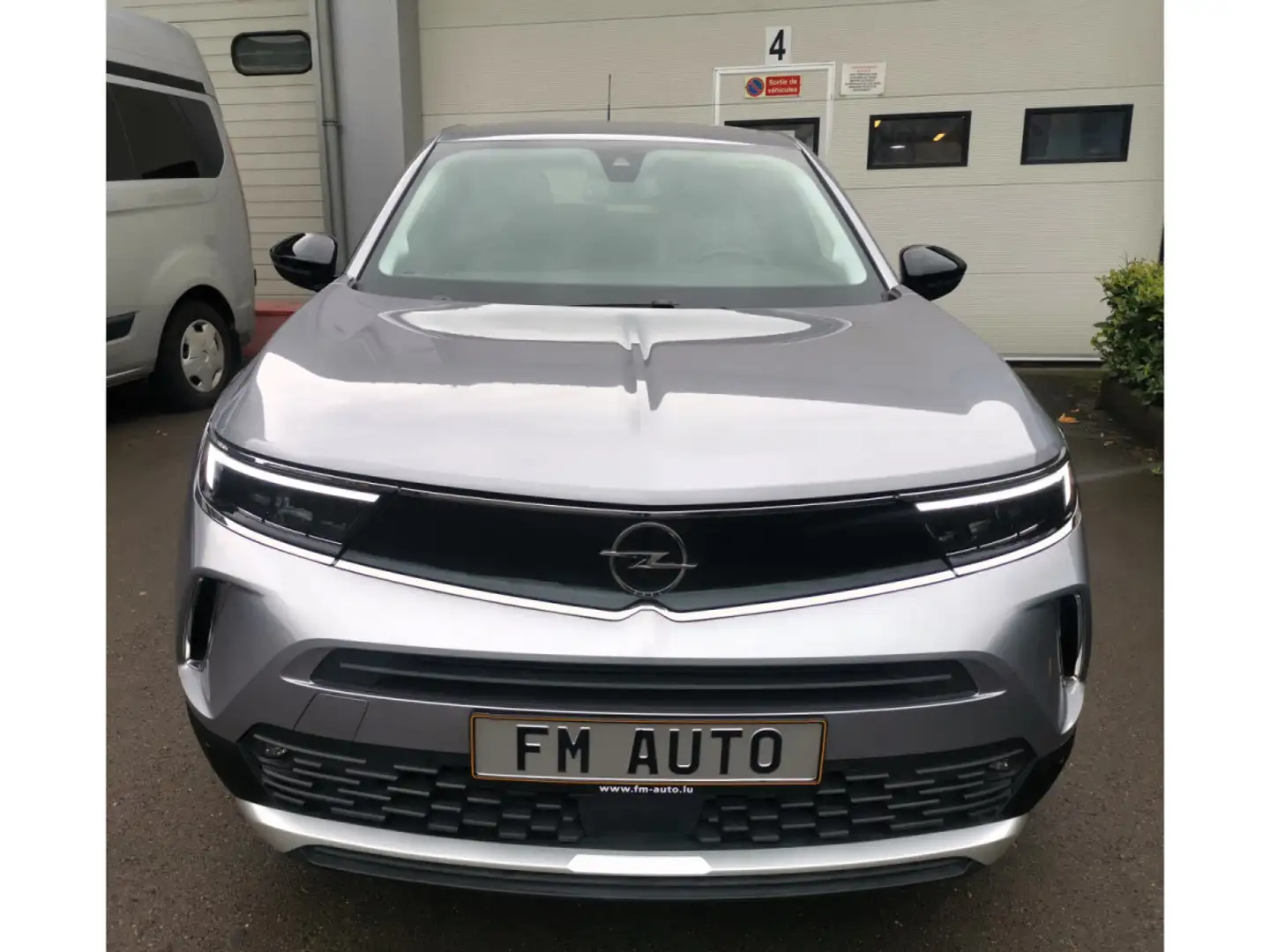 Opel Mokka 1.5 D Elegance Gris - 2