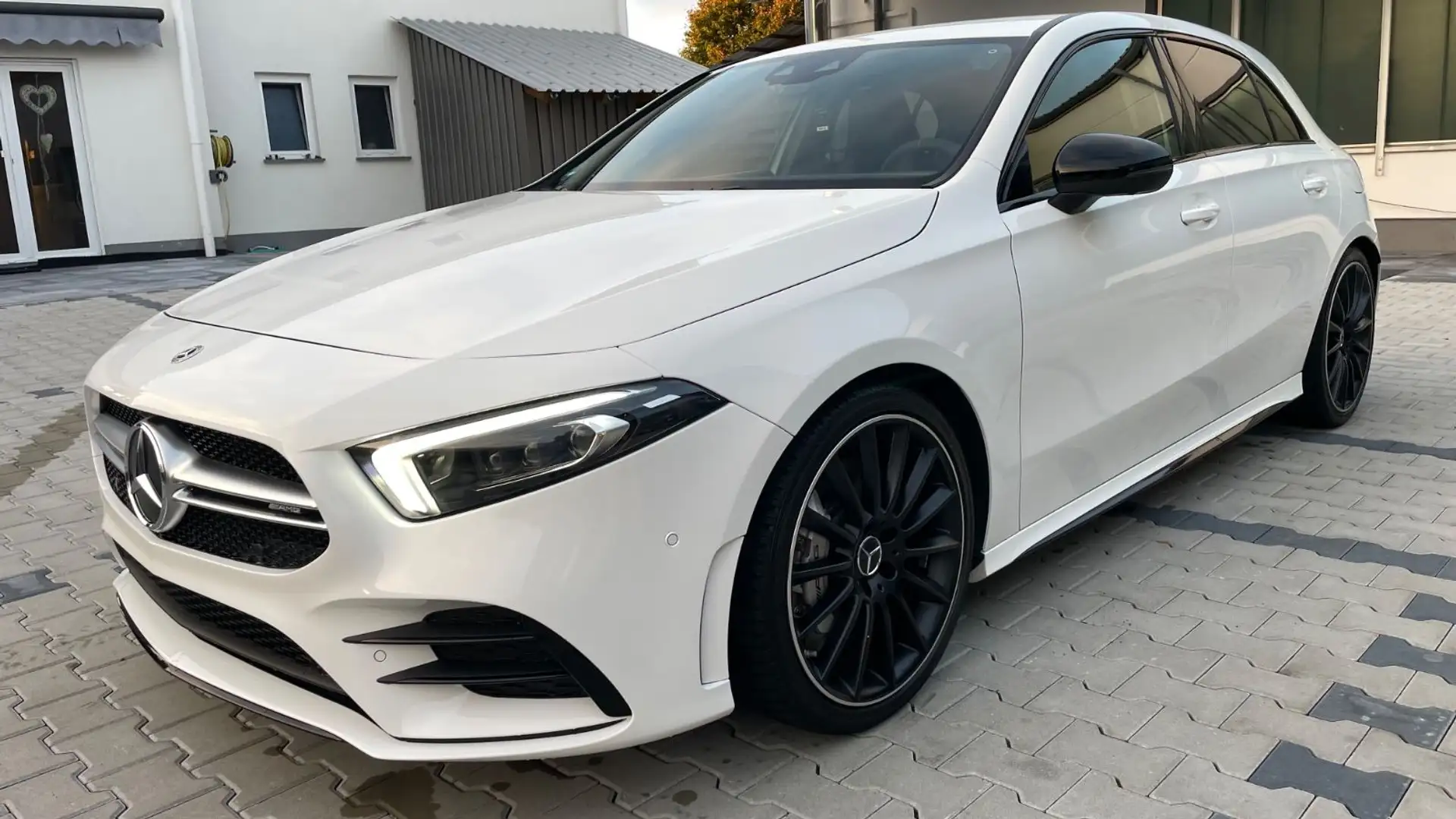 Mercedes-Benz A 35 AMG A*35*AMG*4Matic*360-Kam*2-Z-Klima*LED*Temp*Spur Weiß - 1