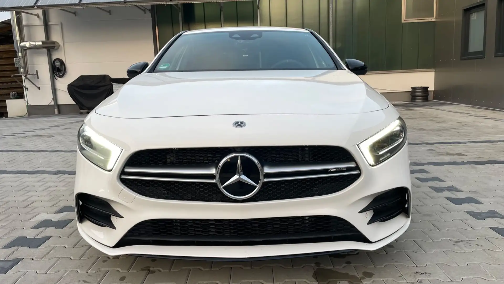 Mercedes-Benz A 35 AMG A*35*AMG*4Matic*360-Kam*2-Z-Klima*LED*Temp*Spur Weiß - 2