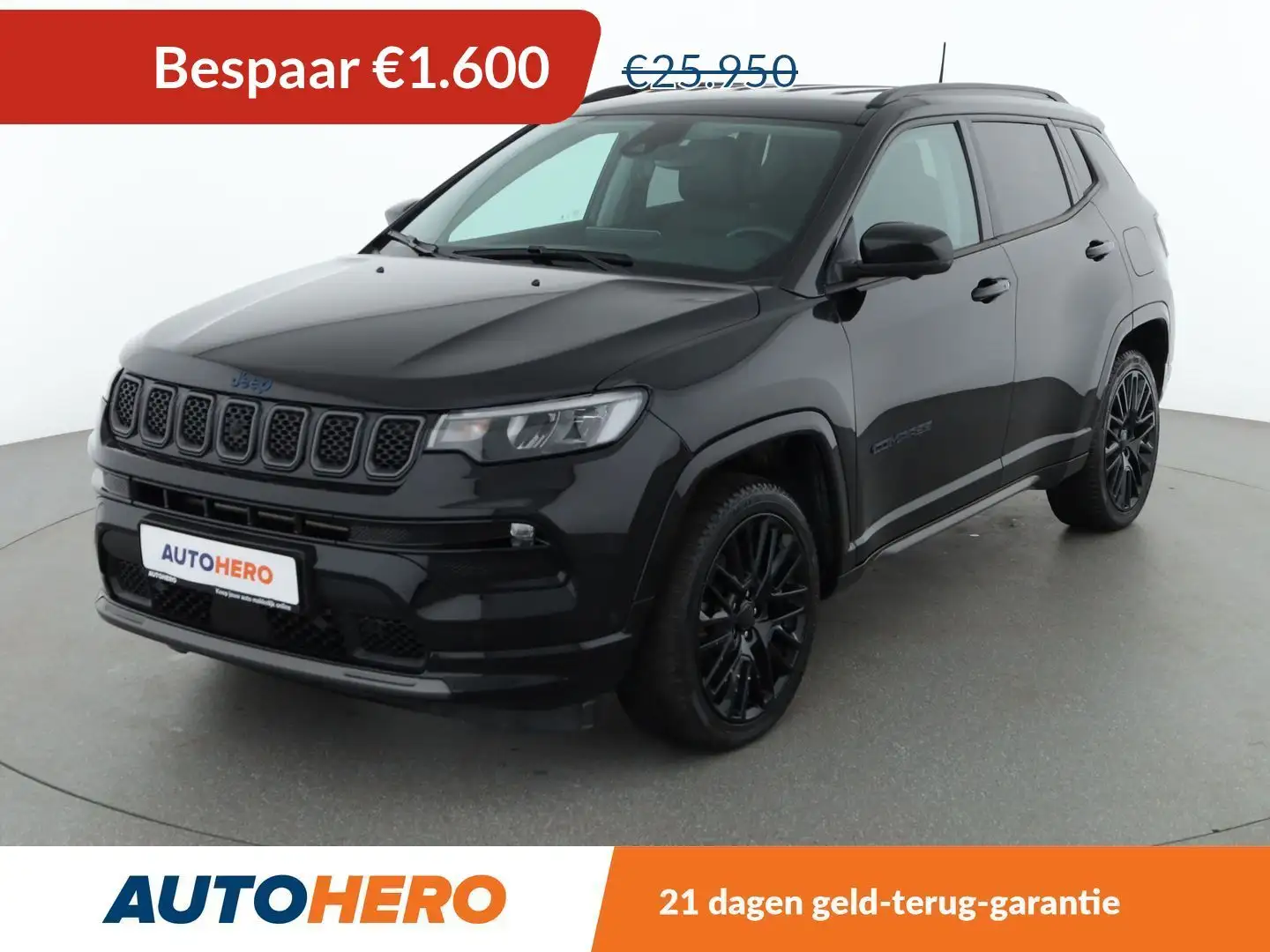 Jeep Compass 1.3 T4 4xe Plug-in Hybrid S Zwart - 1