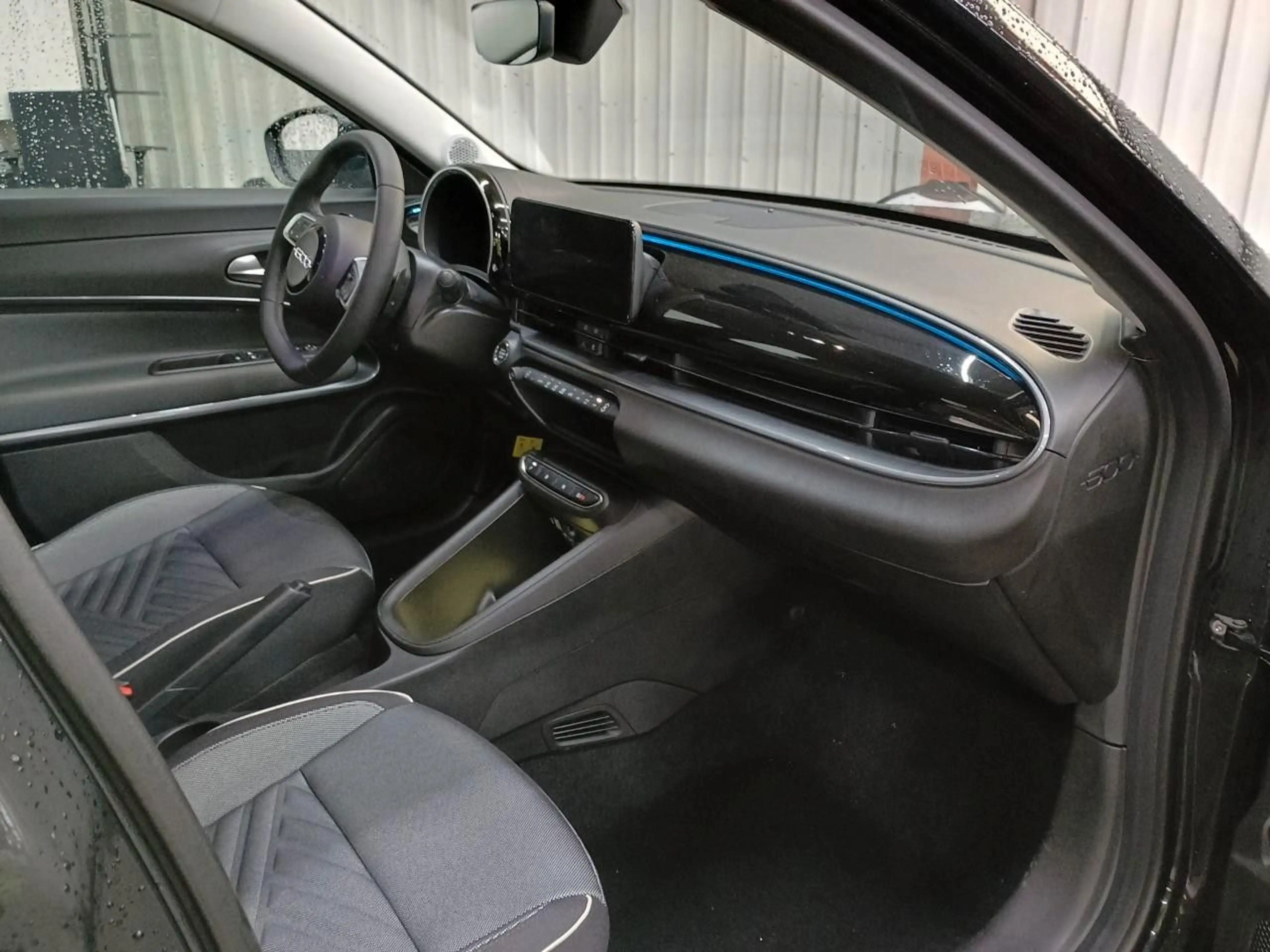 Fiat 600 1.2 Hybrid T3 — photo 8