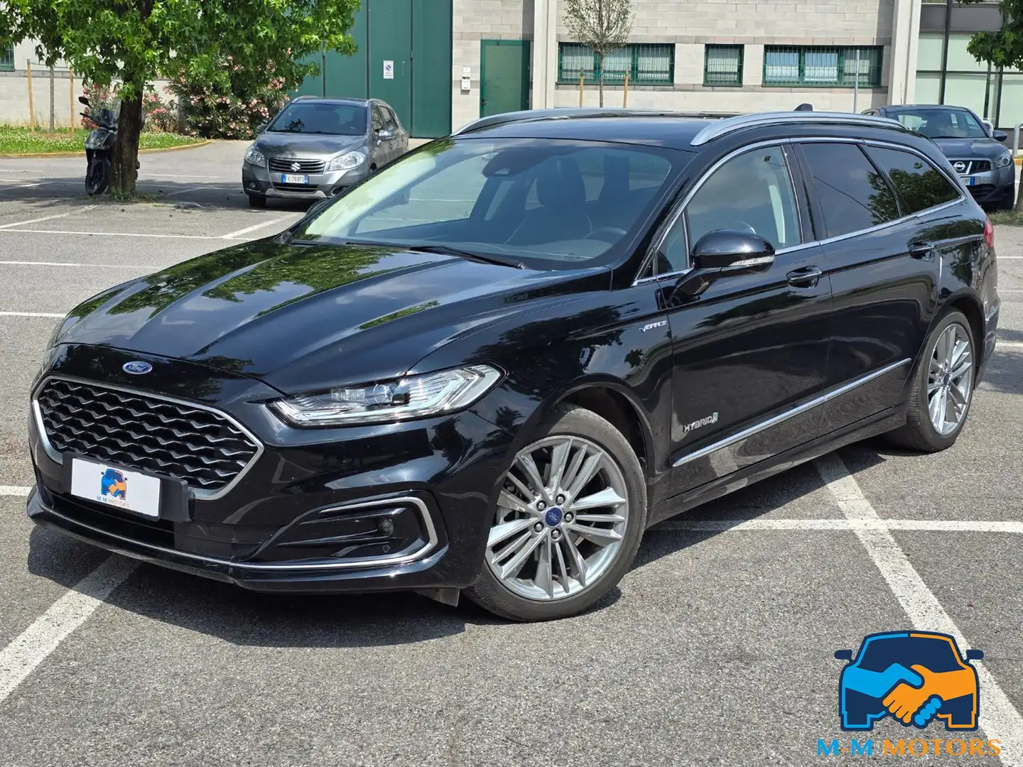 Ford Mondeo Full Hybrid 2.0 187 CV eCVT SW Vignale Siyah - 1