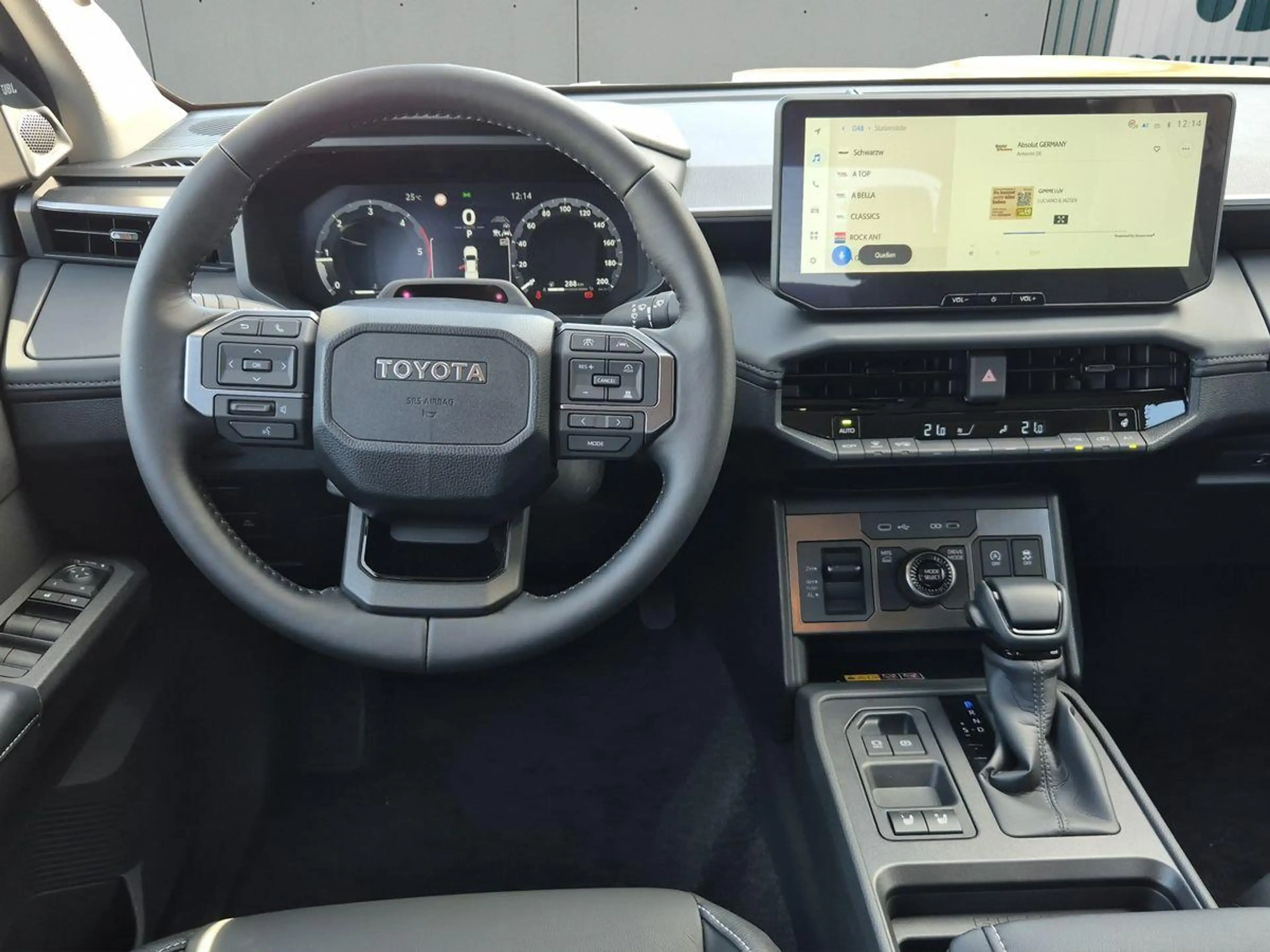 Toyota Hilux NG Hilux Invincible 2,8 Mild Hybrid — photo 14