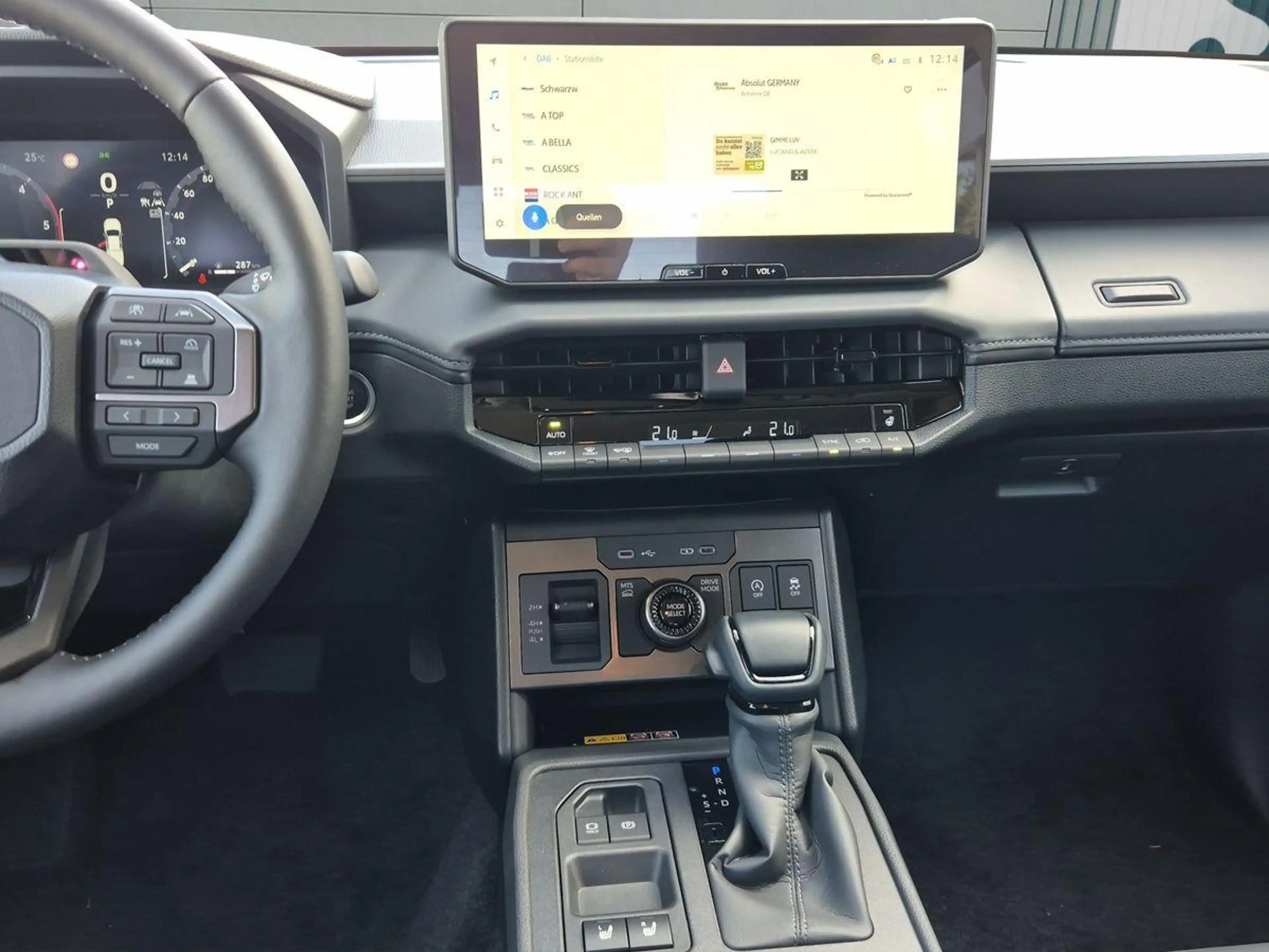 Toyota Hilux NG Hilux Invincible 2,8 Mild Hybrid — photo 15