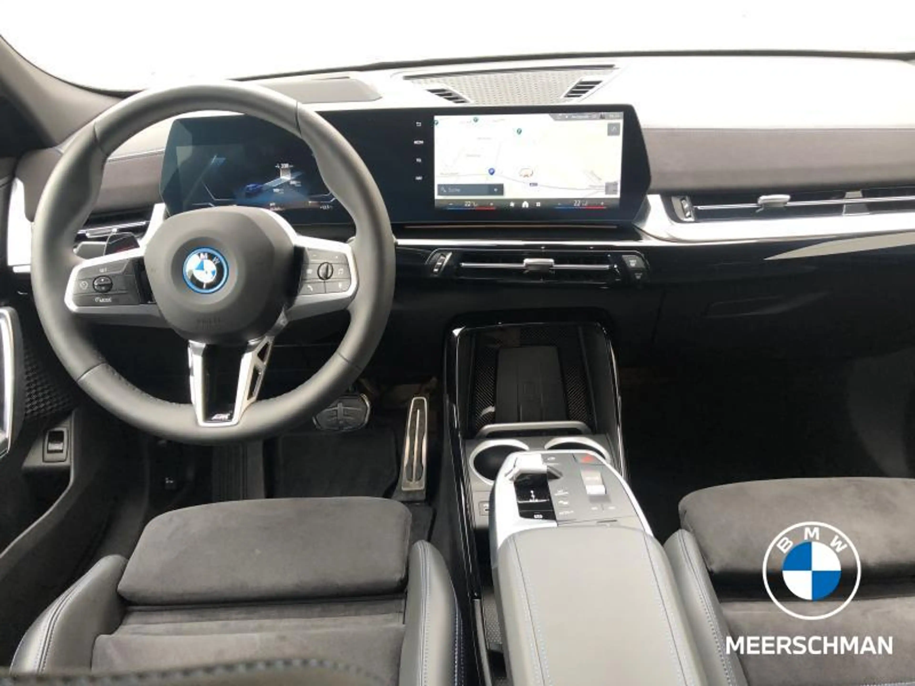 BMW iX2 Msportpro 20 — photo 6
