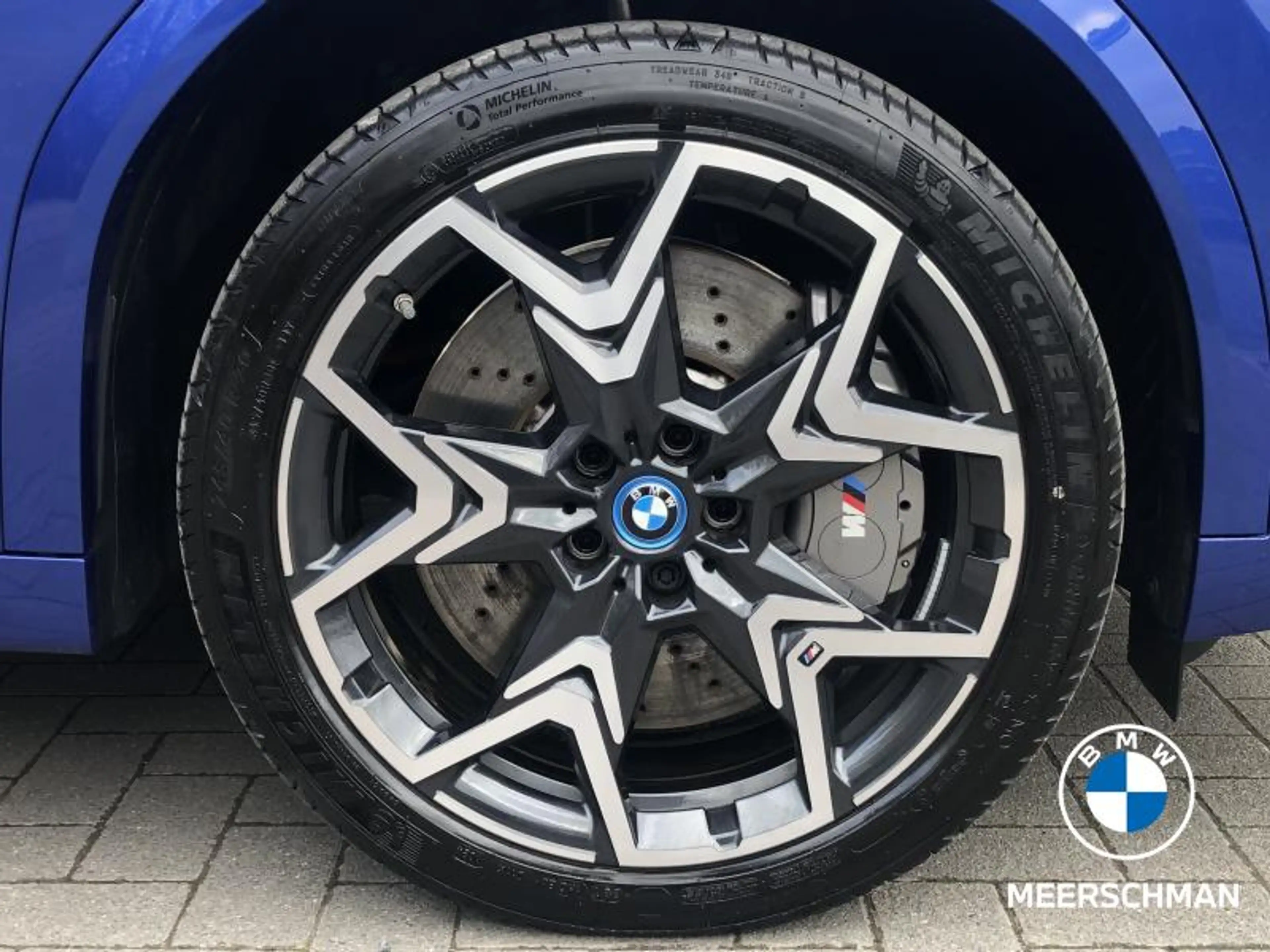 BMW iX2 Msportpro 20 — photo 4