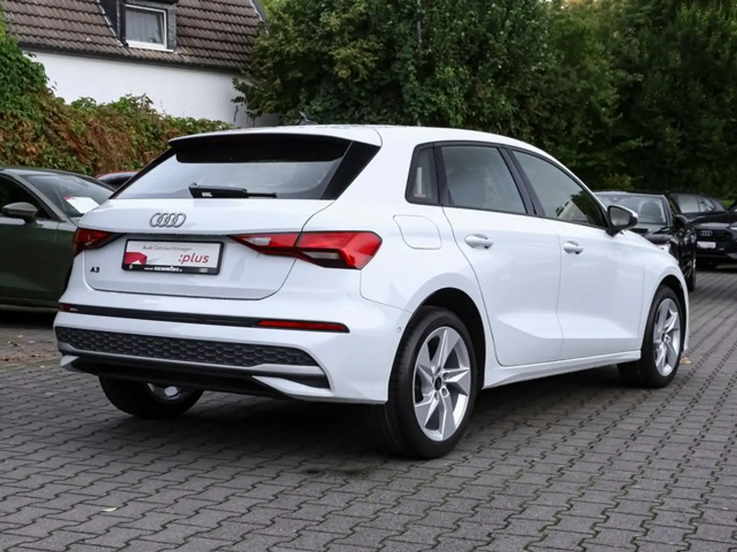 Audi A3 Sportback 30 TDI Advanced AHK Navi+ Businessp. Weiß - 2