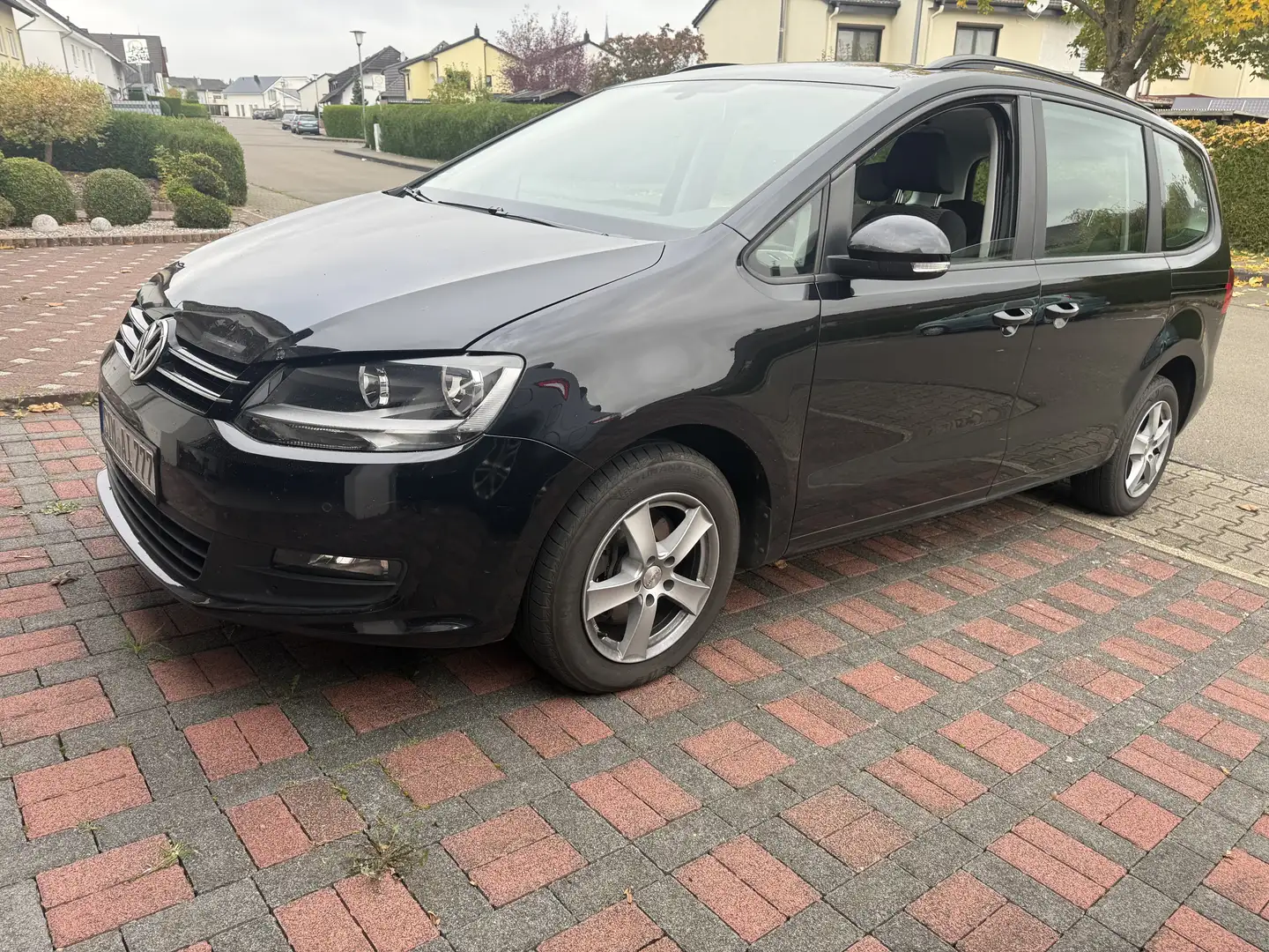 Volkswagen Sharan Trendline BMT Schwarz - 1